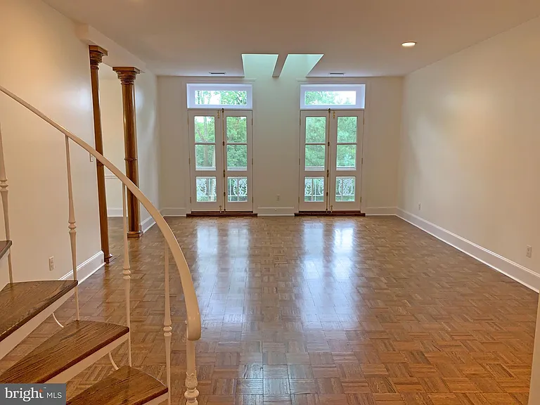 414 Old Lancaster Rd #405 — Photo 26
