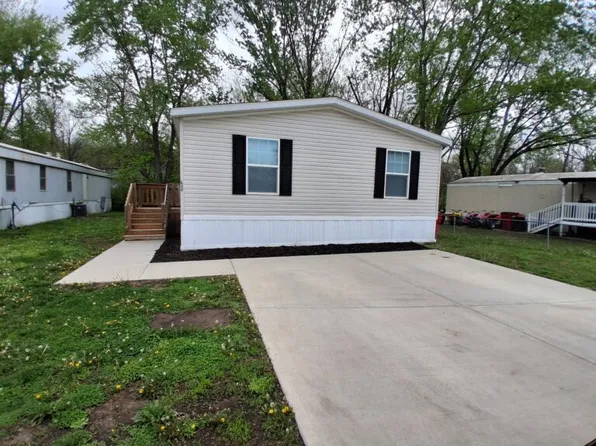 17311 E Us Highway 40 Site #L22, Independence, MO 64055