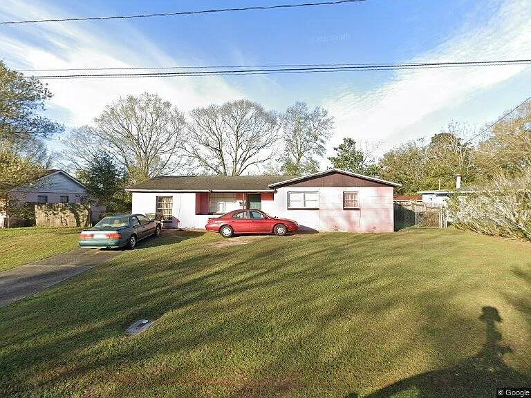 6003 Fairview Dr