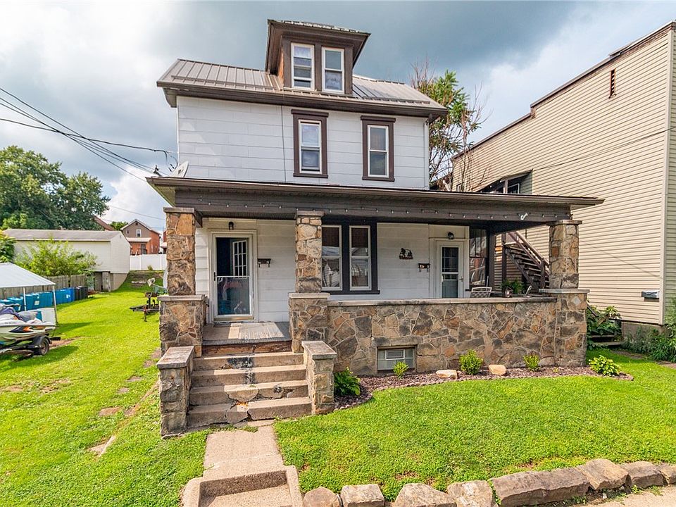 1st image of 637 E 9th Ave
