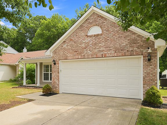3rd image of 2115 Sotheby Ln