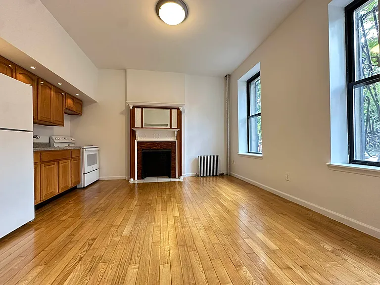 1949 Adam Clayton Powell Jr Blvd #4A — Photo 2
