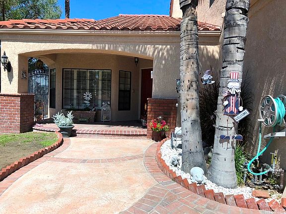 4th image of 14107 Bermax Ave