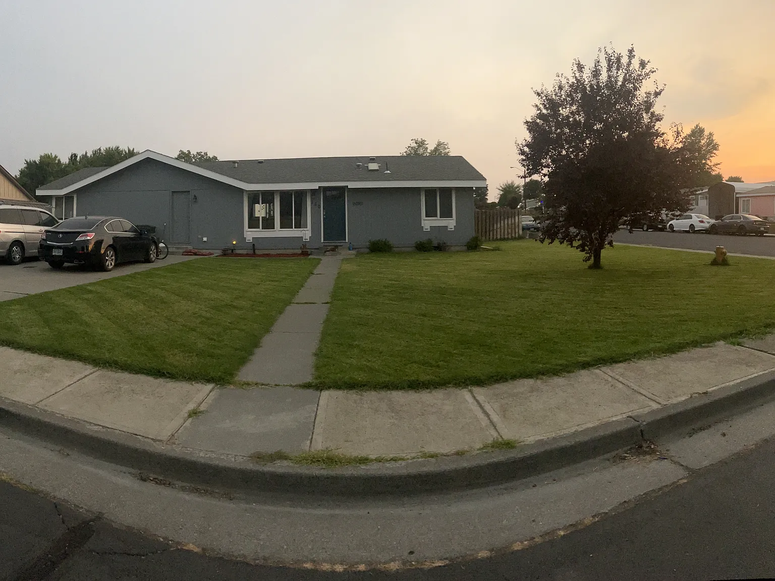 3 bed, 1500 sqft, $2,000 — Photo 2
