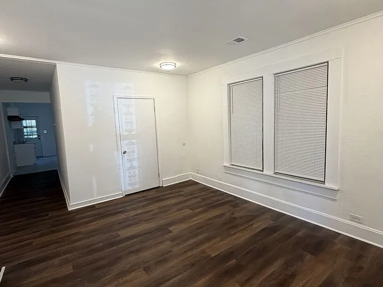 625 N Hollywood St — Photo 8
