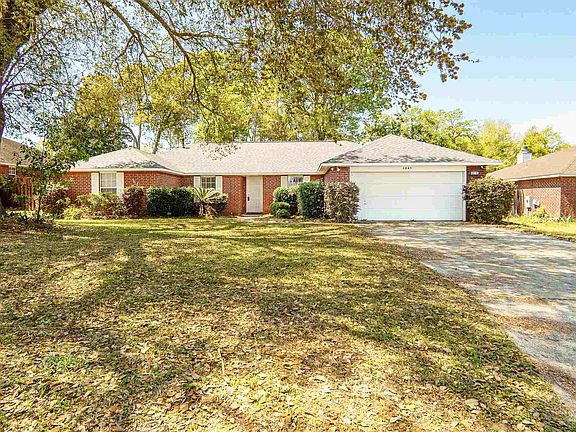 2nd image of 3243 Moss Point Ln