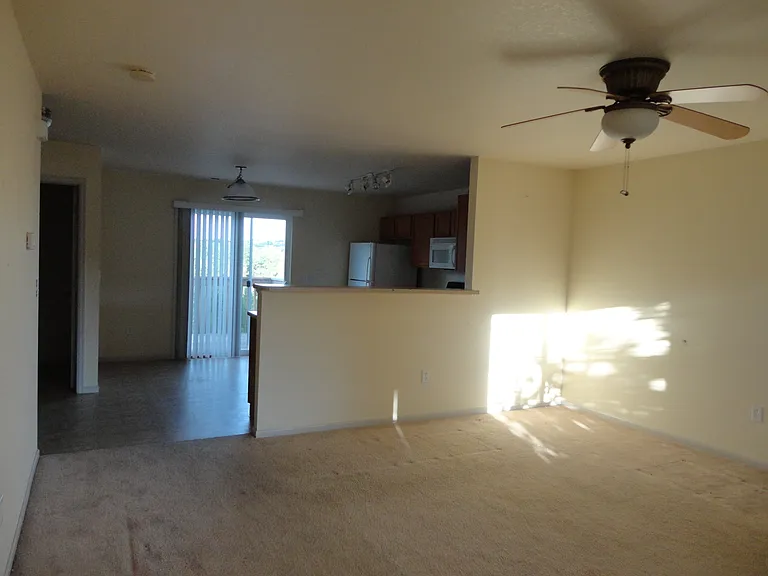 221 Audubon Dr — Photo 2