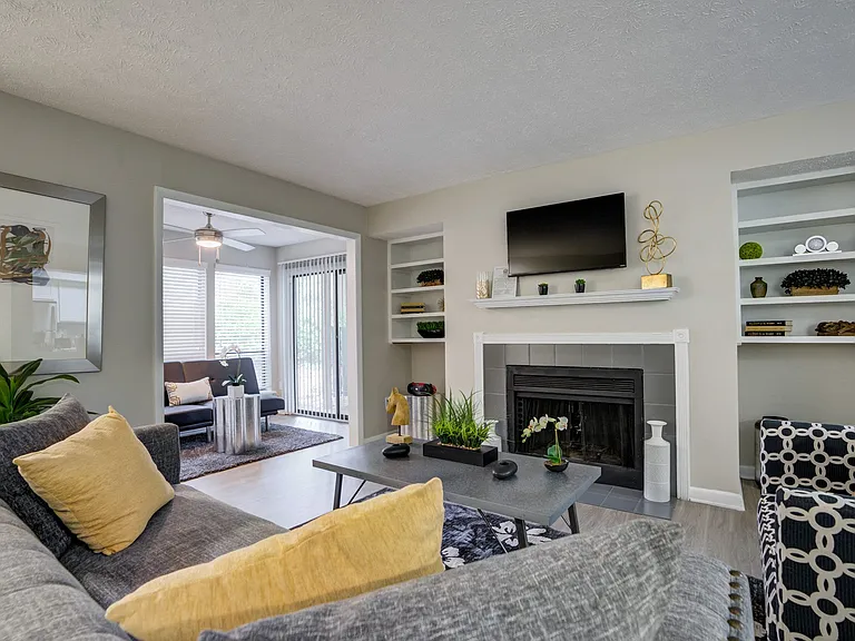 Remington Place — Photo 6