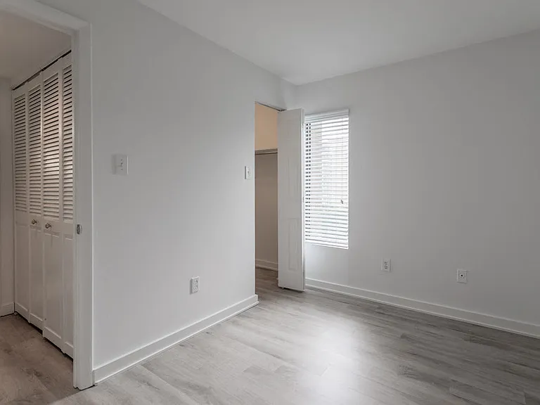 The Remington Apartments — Photo 25