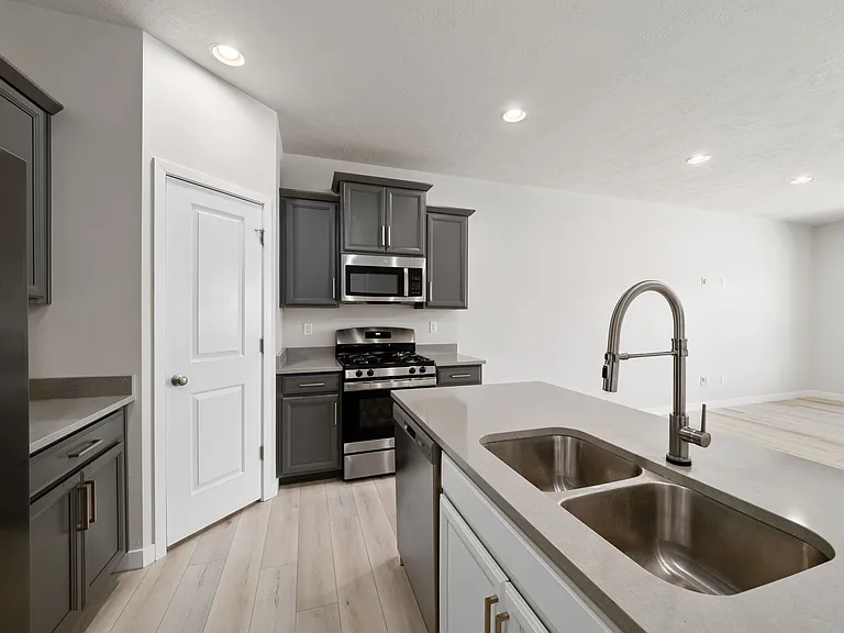 15083 S Reins Way — Photo 12