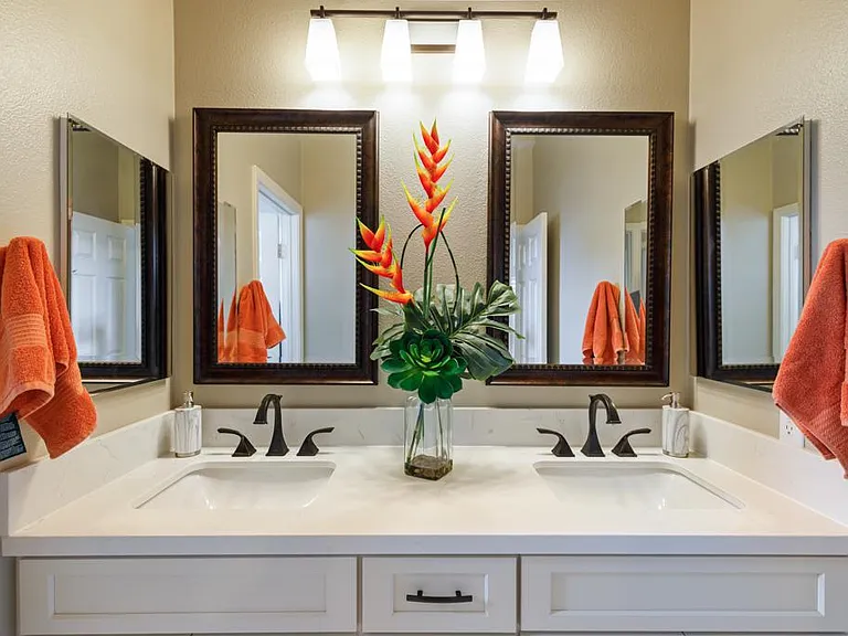 Bathroom between upstairs bedroom 2 & 3.