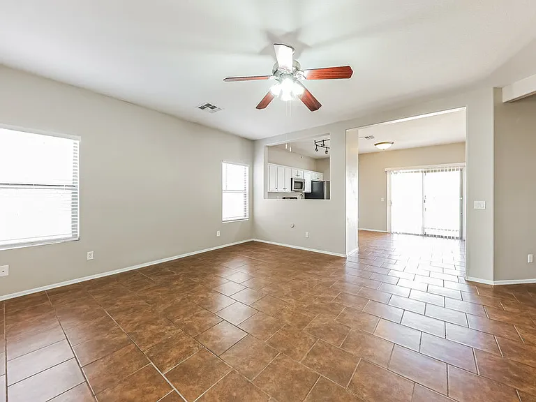 15316 W Cortez St — Photo 3