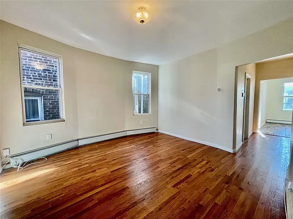 263 Stegman St #2