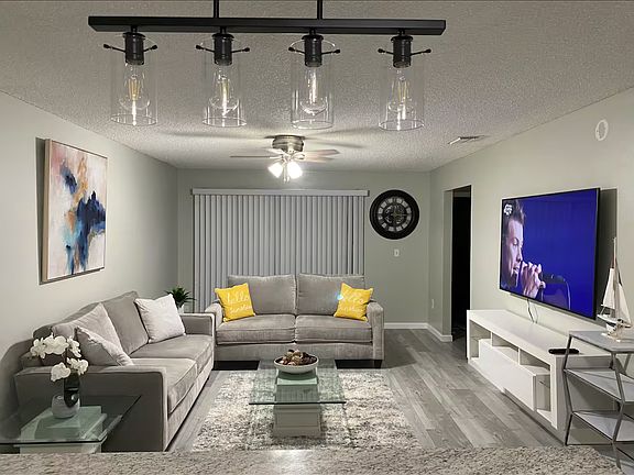 3rd image of 317 Montgomery Ave #317