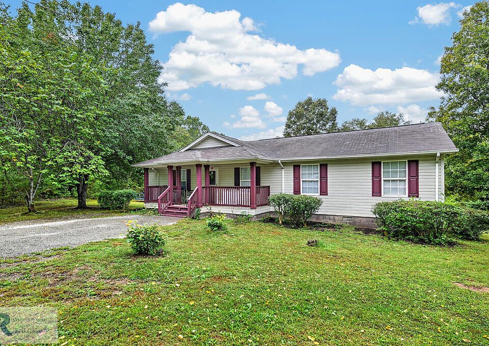 1st image of 788 Pritchett Ln