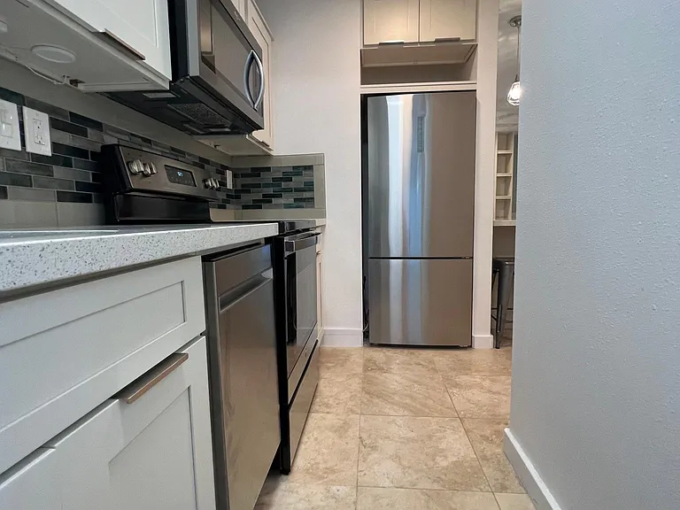 605 Launa Aloha Pl — Photo 16
