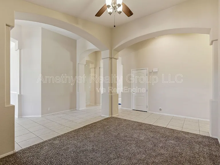 7017 W Greenbriar Dr — Photo 17