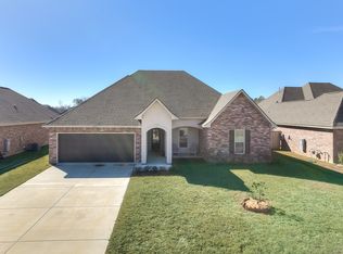 1925 Bryce Dr, Covington, LA 70435