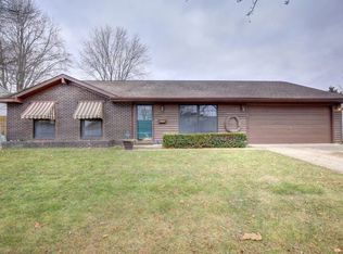 2210 E Vermont Ave, Urbana, IL
