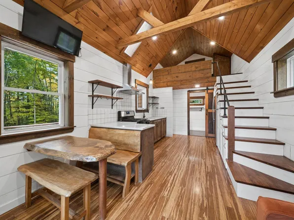 66 E Buckfield Road, Buckfield, ME 04220