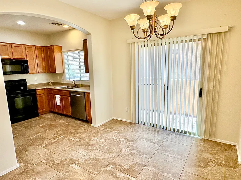 10268 W Sands Dr #487 — Photo 6