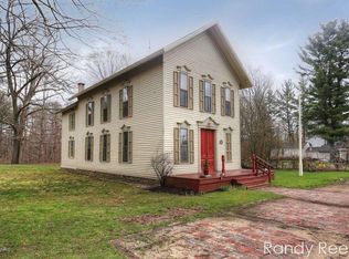 O-1845 Leonard St NW, Grand Rapids, MI 49534