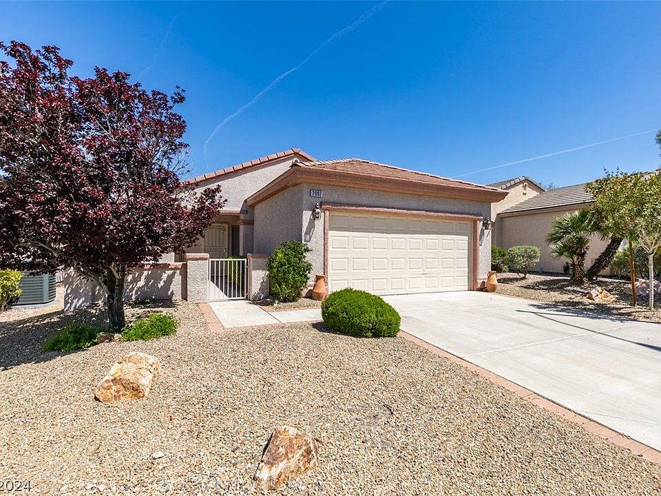 1st image of 2092 Desert Woods Dr