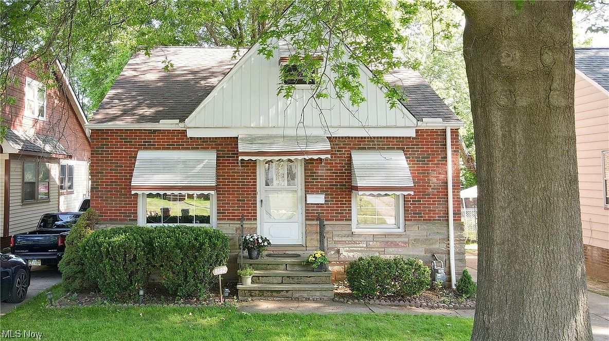 8122 Fernhill Ave, Parma, OH 44129 MLS 4463038 Zillow