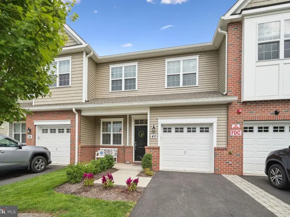 40 Tucker Way, Pennington, NJ 08534