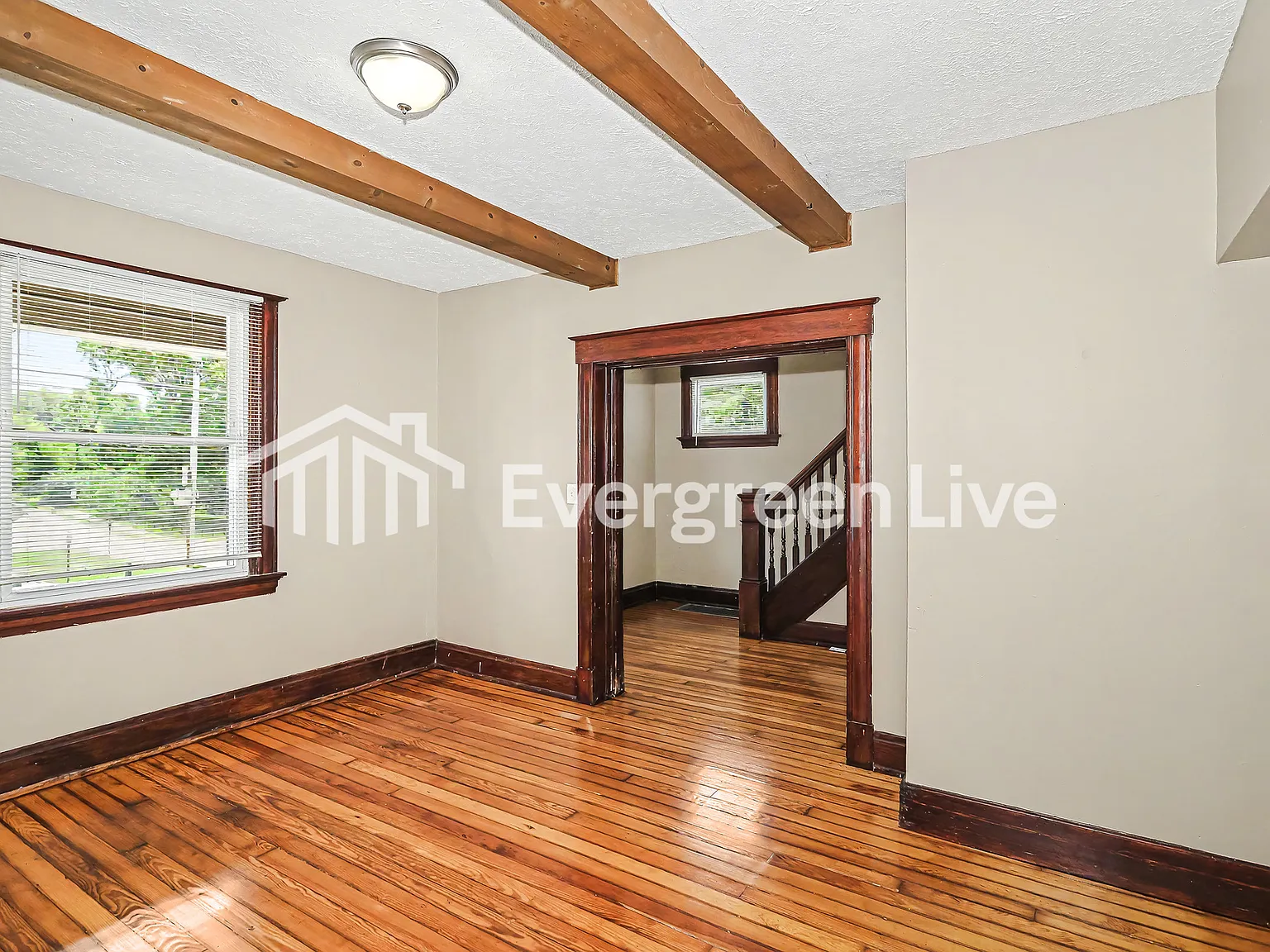 3 bed, 2.0 bath, 1494 sqft, $1,645 — Photo 4