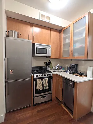 Rented by Mirador Real Estate | media 51