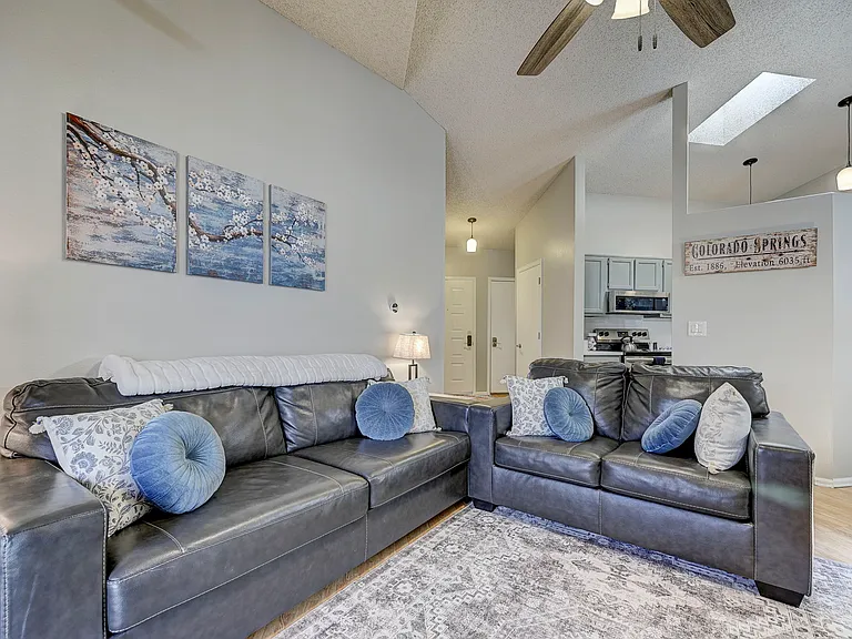 2908 Camino Cielo Ct — Photo 17