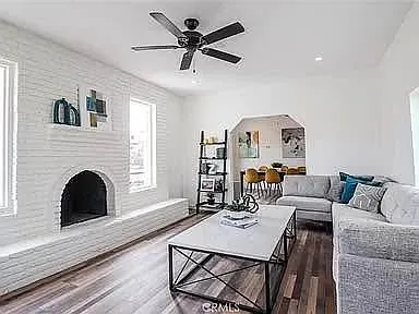 333 Chestnut St — Photo 1
