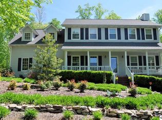 357 Fallen Oak Cir, Seymour, TN 37865