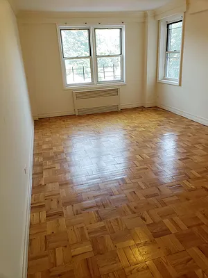 Rented by Metro Garden Realty NYC | media 33