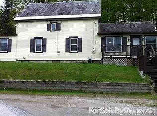 9 Green Sq, Proctor, VT 05765