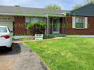 9323 Hathaway Dr, Saint Louis, MO