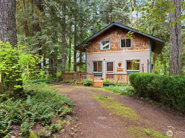 6989 Snoqualmie Place, Glacier, WA 98244