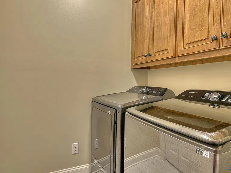 105 Brac Cir SW — Photo 11