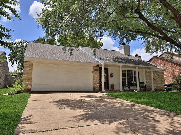 3rd image of 9627 Oldenburg Ln