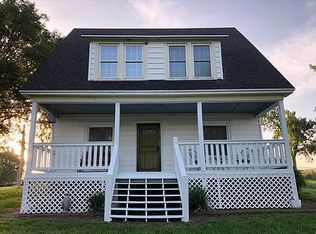 15574 C Rd, Delia, KS 66418