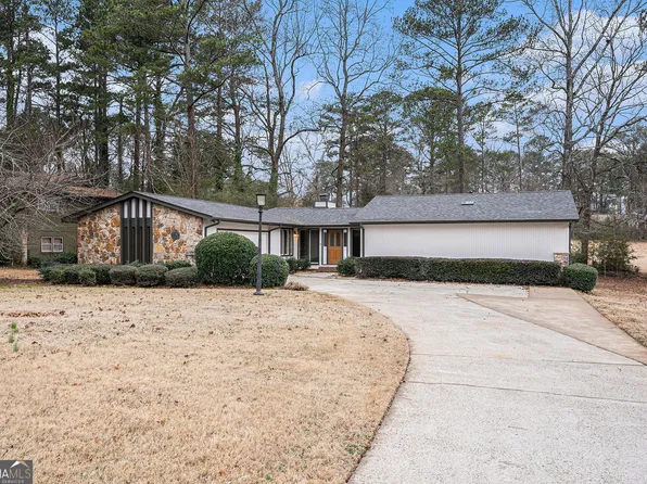 776 Sugar Creek Trl SE, Conyers, GA 30094