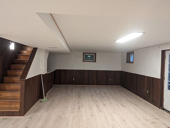 4th image of 9006 Kensington Pkwy
