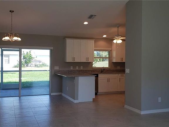 3rd image of 309 SW 29th St