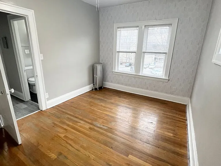 2704 Mayfield Road — Photo 14