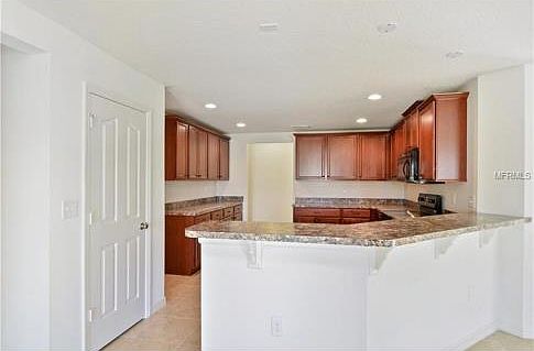 5th image of 2945 Boating Blvd