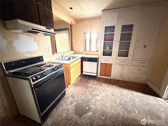 5th image of 1308 Juniper Street