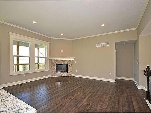 5th image of 18300 NE Belinda Dr
