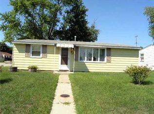 826 W Borley Ave, Mishawaka, IN 46545