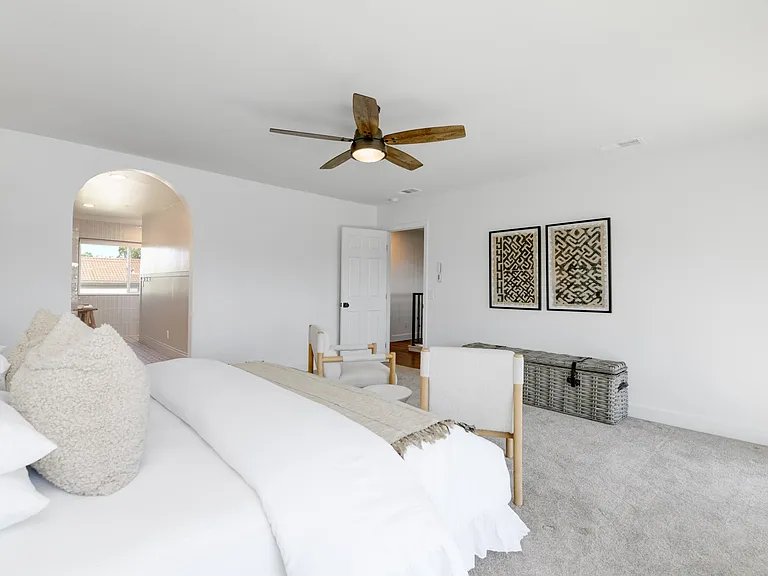 2904 Levante St — Photo 7